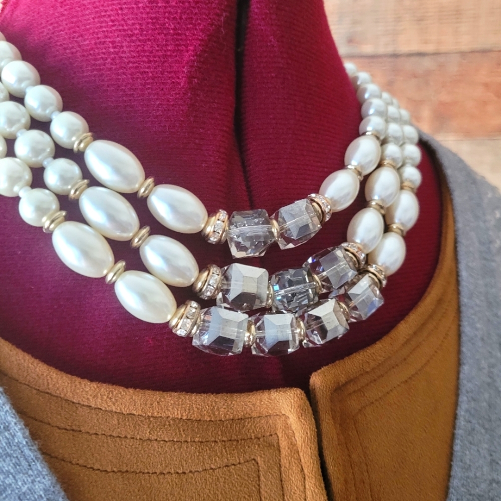 Jules C. Choker pearl Necklace. Vintage jewelry ✨️